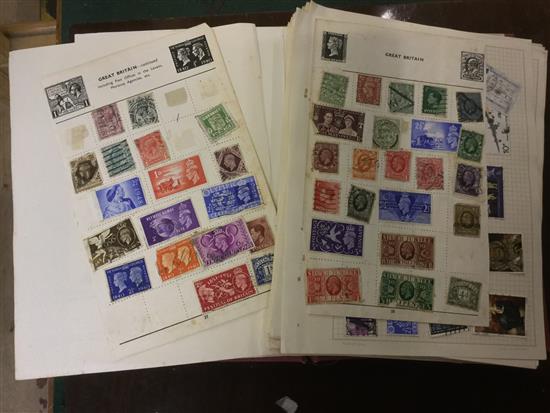 Stanley Gibbons stamp album & 2 others(-)